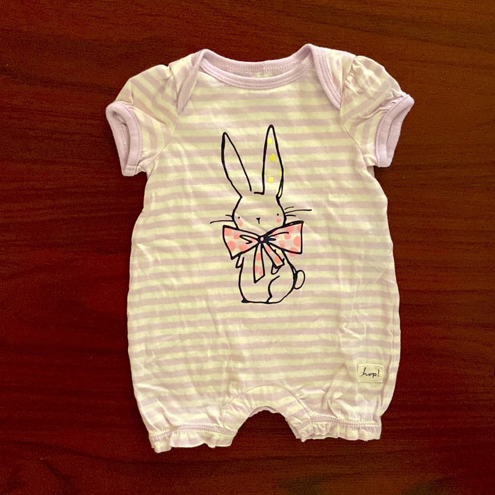 Adorable bunny romper. Size: 3-6 months